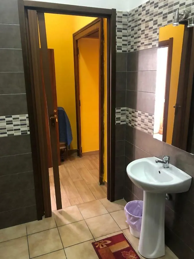 La Casa Di Fafa Panzió Nápoly